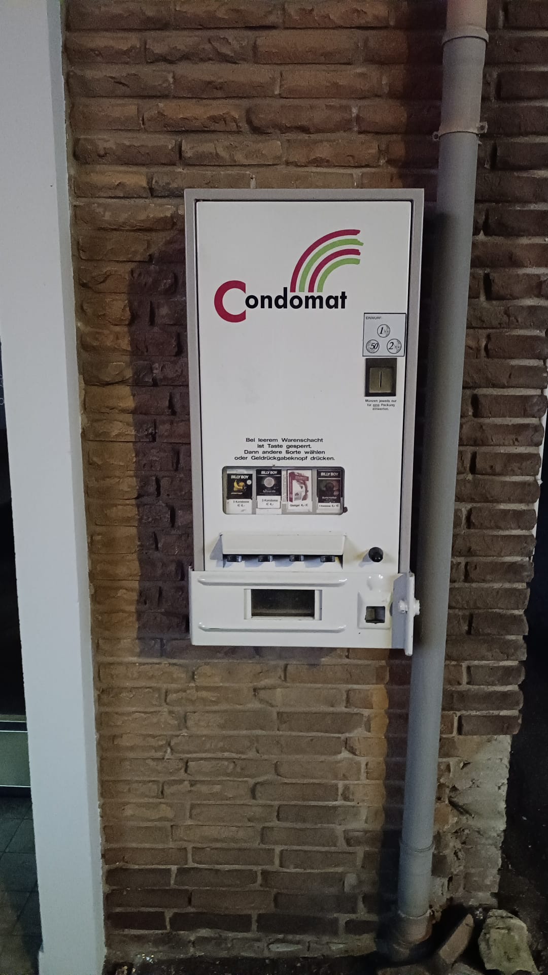 BiWa D400 – schmaler Wandautomat